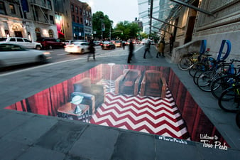 anamorphic illusion street art